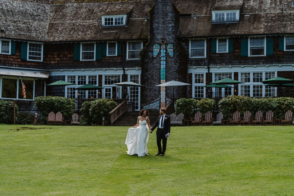 couple at lake quinault lodge