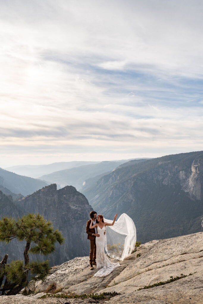 eloping in yosemite