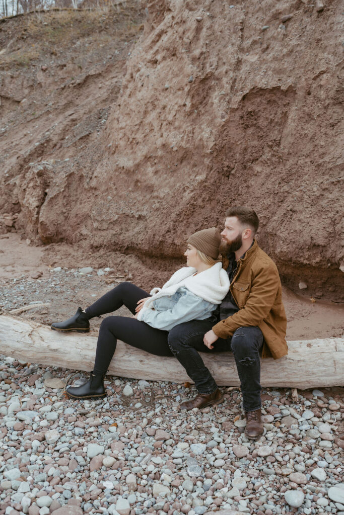 couple hugging during their engagement session