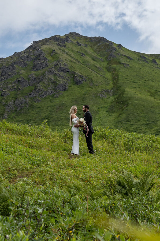 How to Elope in Hatcher Pass: The Guide