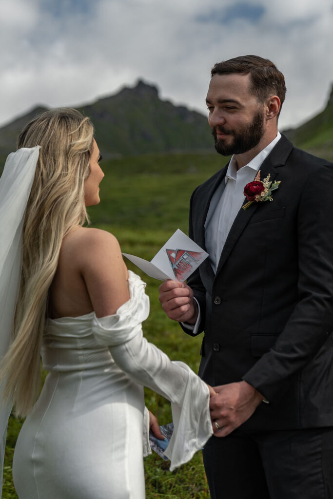 How to Elope in Hatcher Pass: The Guide