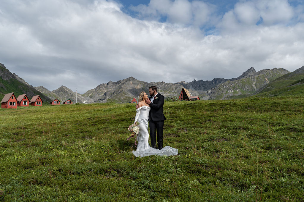 How to Elope in Hatcher Pass: The Guide