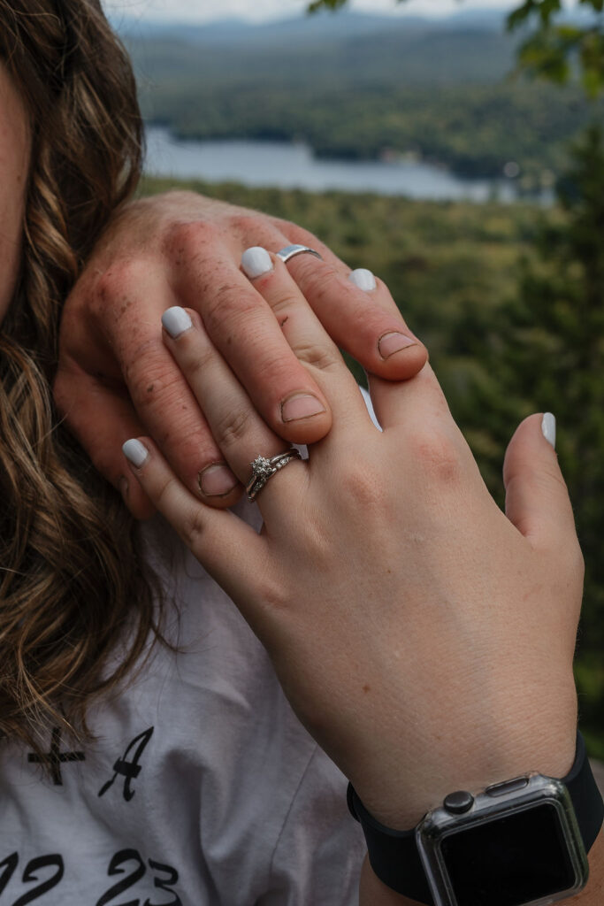 bride and groom wedding rings 