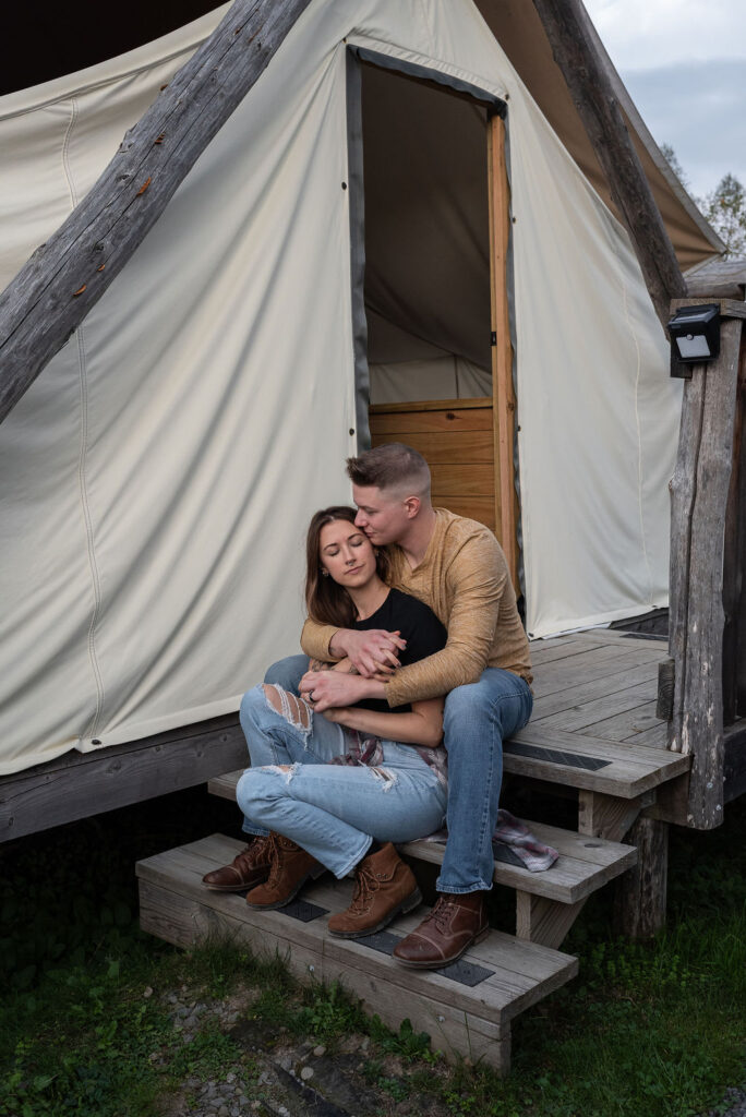 boyfriend and girlfriend hugging during their adventure photoshoot