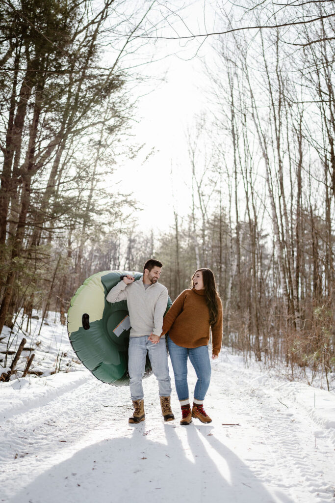 couple dancing during their photoshoot