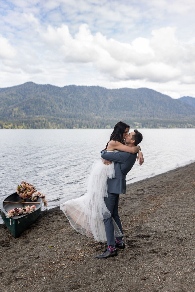 cute portrait of the couple kissing after their ceremony 