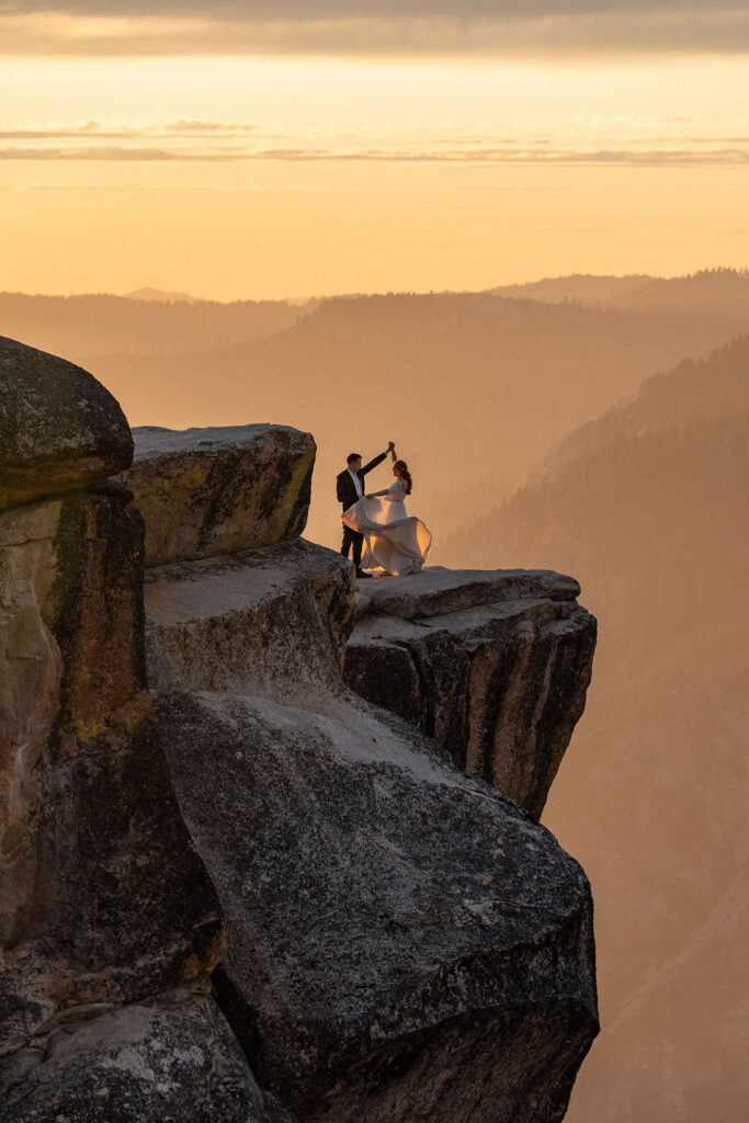 couple dancing during their bridal session
