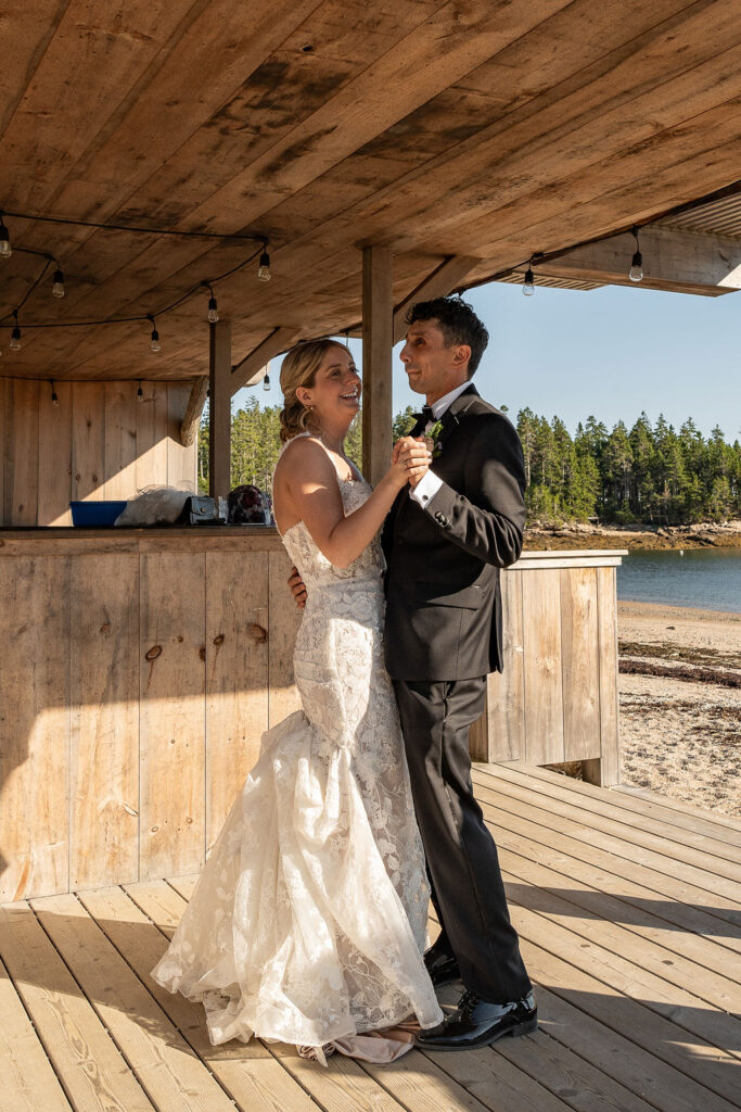 newlyweds first dance