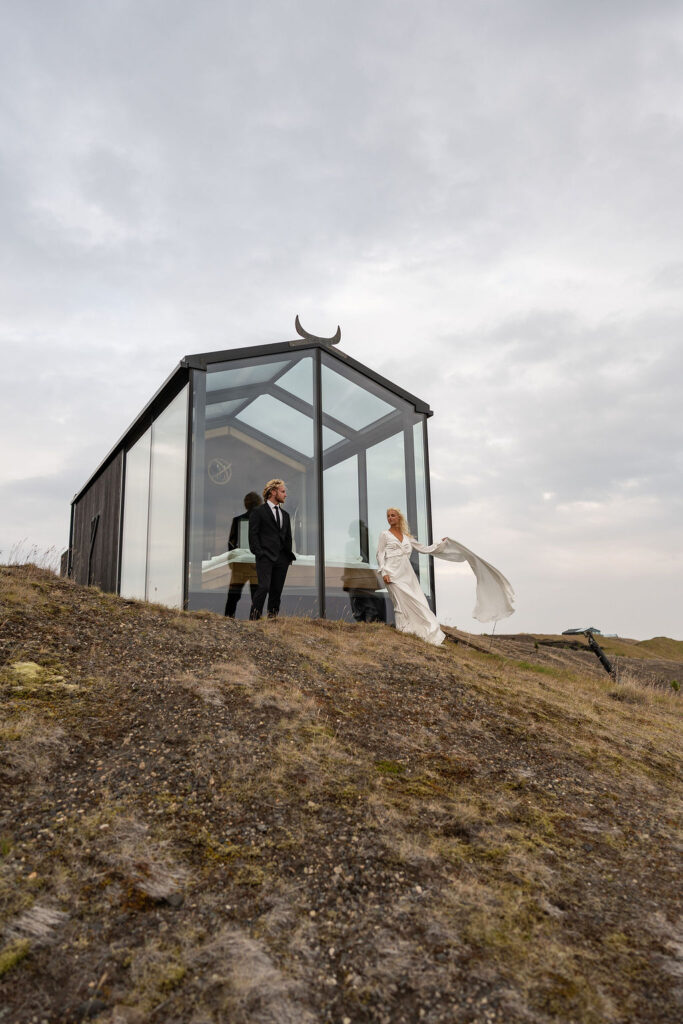 Stunning bridal portraits in Iceland