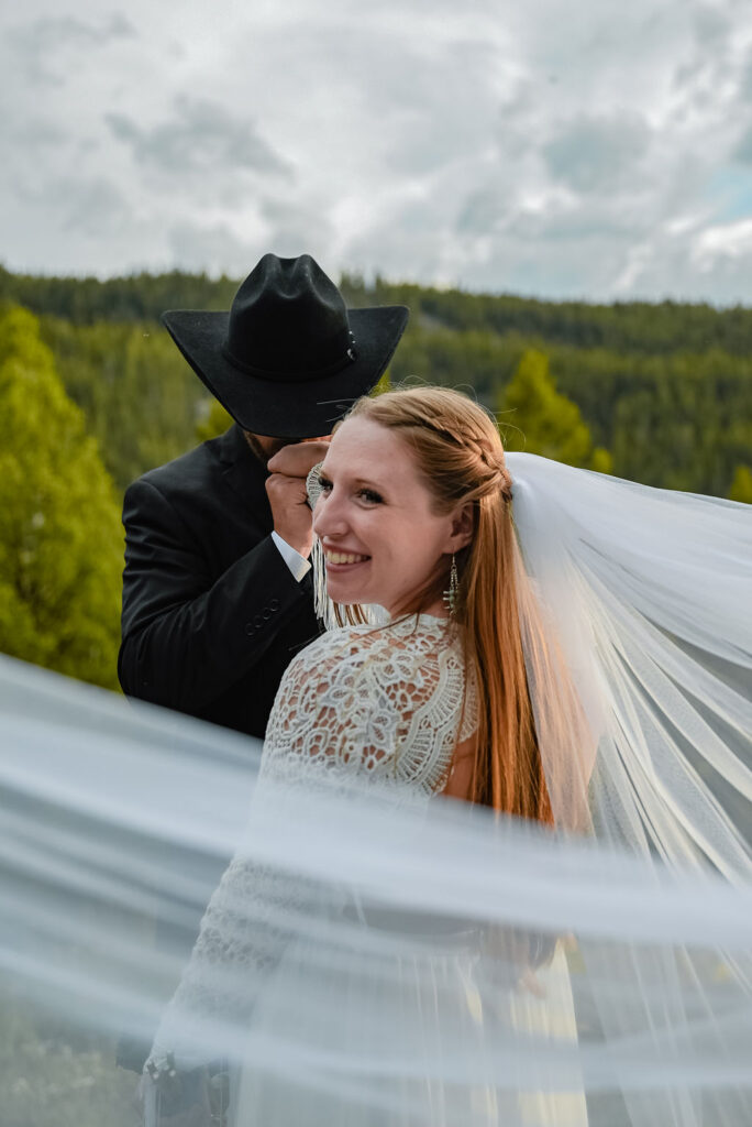 golden hour bridal portraits