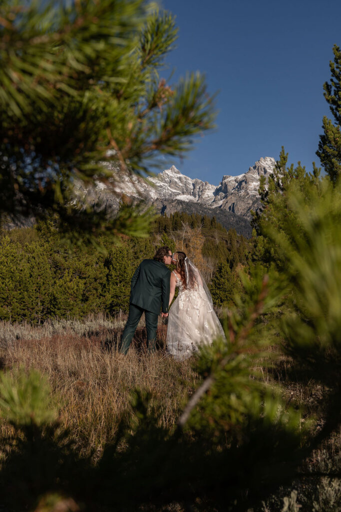 Where to Elope in GTNP: Stunning Wyoming Spots for Your Dream Mountain Elopement