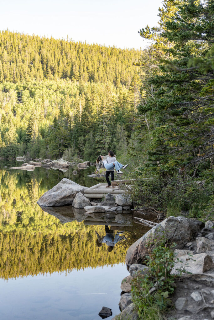 Couple hugging during their adventurous photo shoot